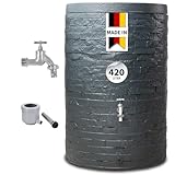 GARANTIA Muro Regentonne Komplett-Set 420 Liter Graphite Grey inkl. Chrom-Auslaufhahn und Fallrohranschluss - Wassertank, Regenfass, Tonne mit Deckel, Regenwassertonne, Wasserbehälter, Fass